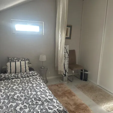 Quarto em Acomodações Particulares Small Guest *