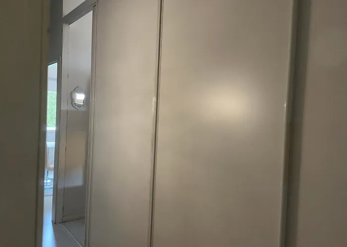 Small Guest ホームステイ