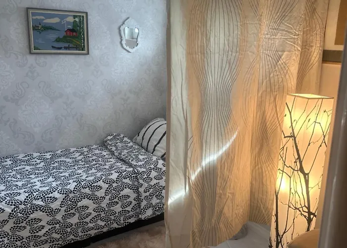 ホームステイ Small Guest *